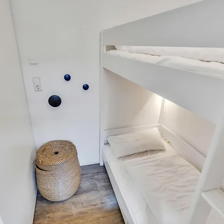 Seetraum By Interhome *