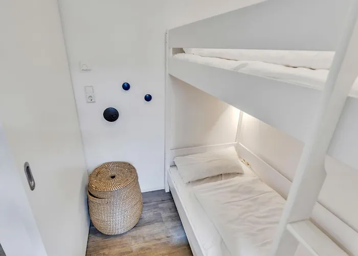 Seetraum By Interhome *